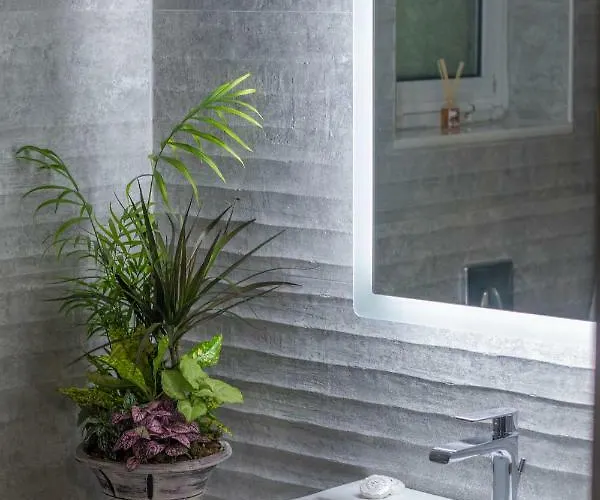 Kahlua Aparthotel 2*