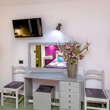 甘露公寓式酒店 2* Rhodes City